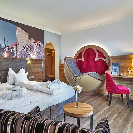 Hotel Lindenhof 3*
