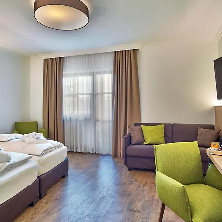 Hotel Lindenhof Kellberg (Thyrnau)