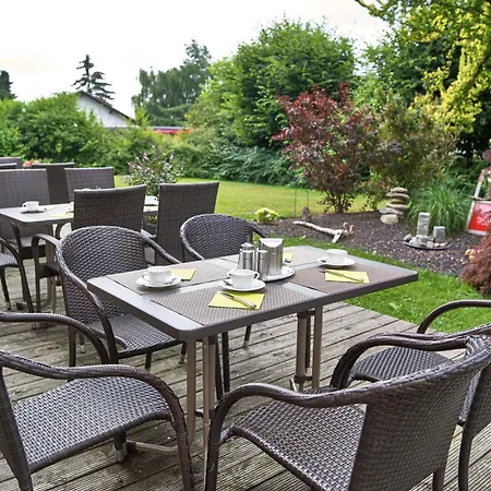 Hotel Lindenhof 3*