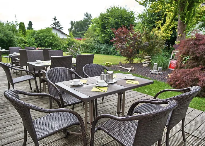 Hotel Lindenhof 3*