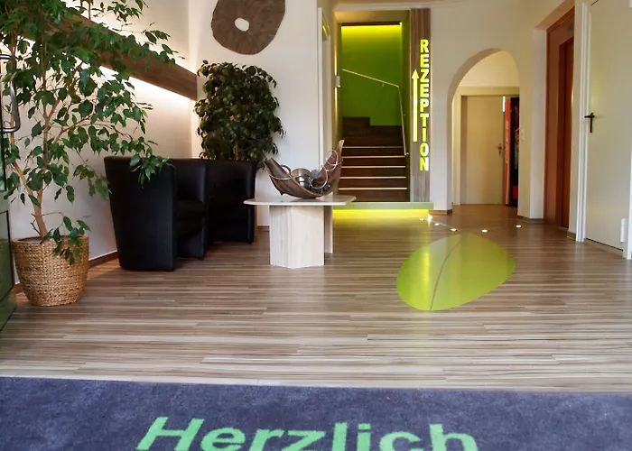Lindenhof Hotel 3*